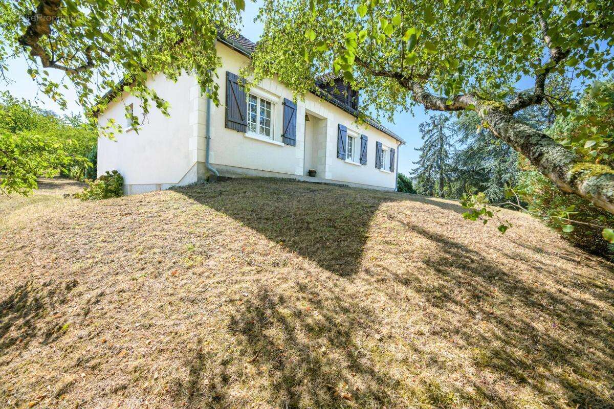 Maison de 6 pièces de 140 m² à Bléré - photo 21