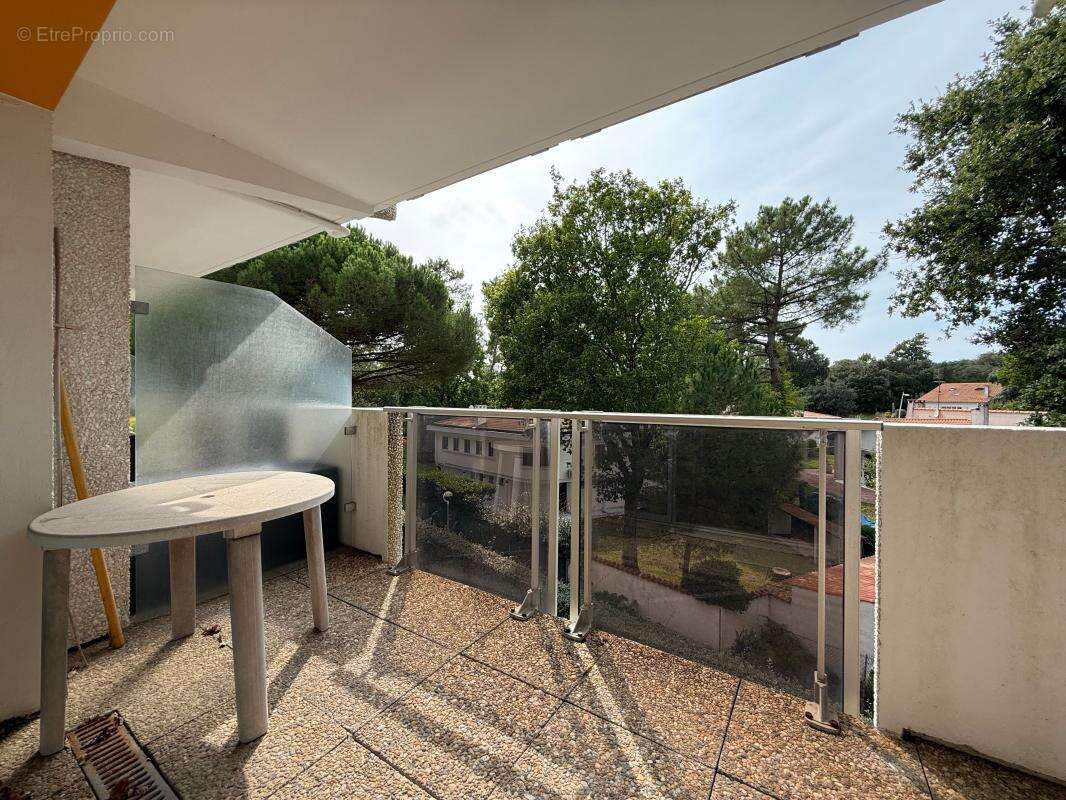 Appartement à VAUX-SUR-MER