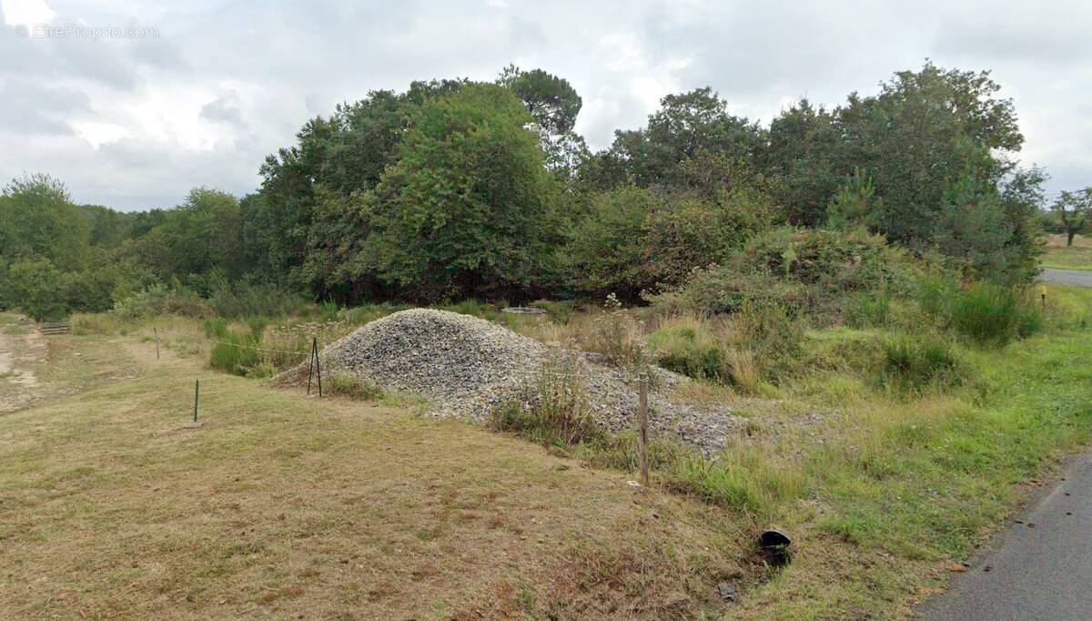 Terrain à PERIGUEUX