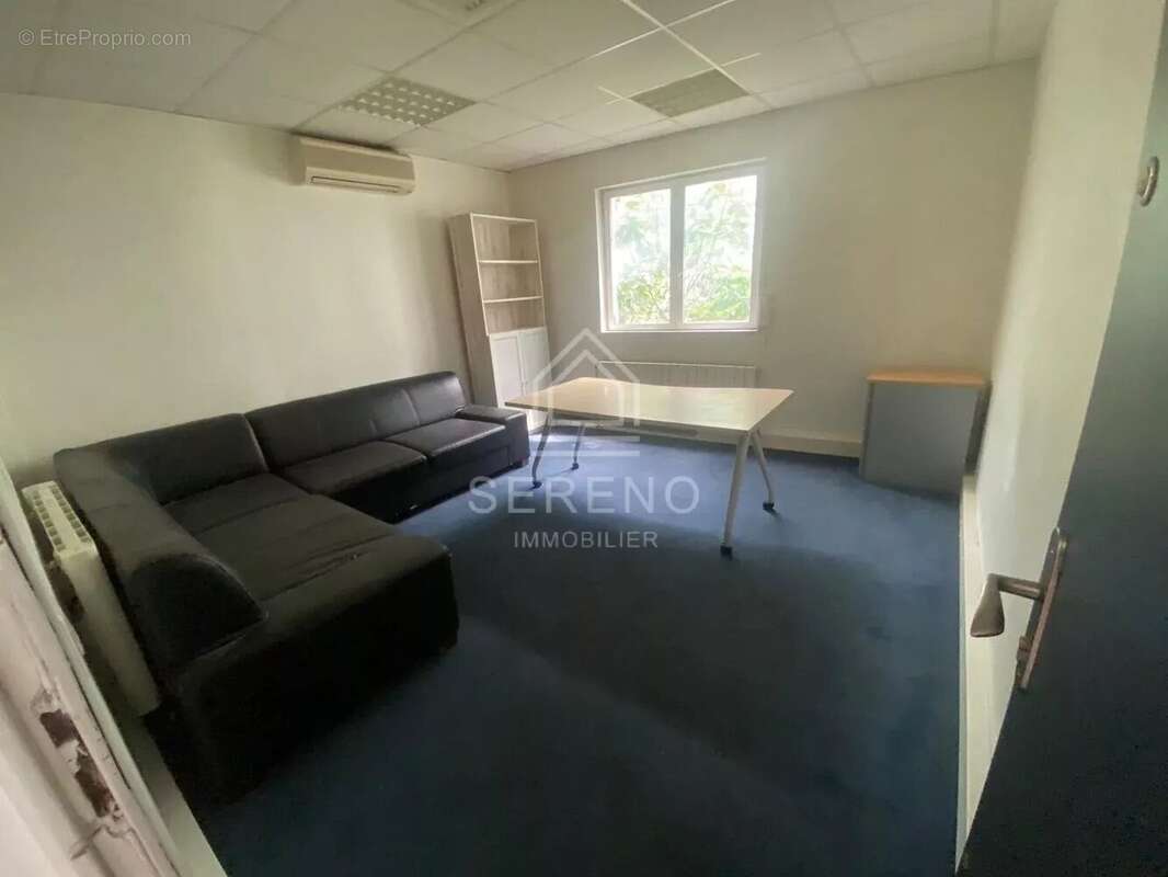 Commerce à MONTREUIL