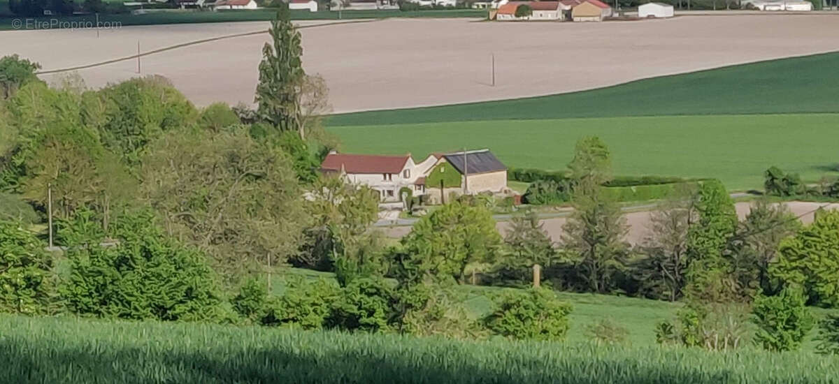 Maison à CHATELLERAULT