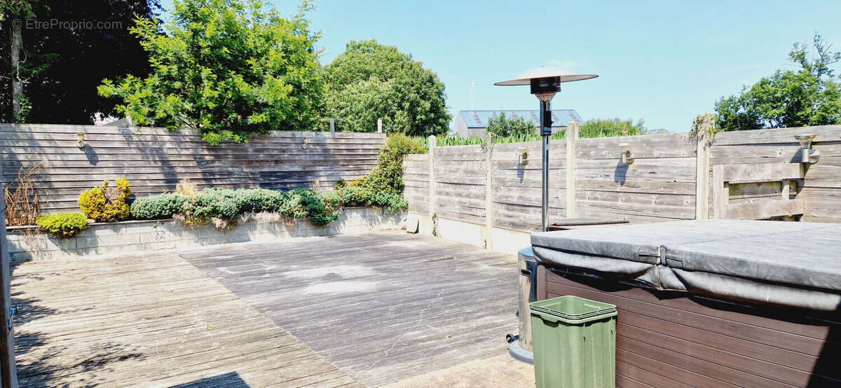 Maison à LA VILLE-ES-NONAIS