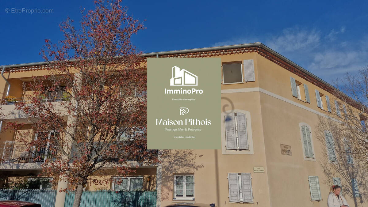 Appartement à LA ROQUE-D'ANTHERON