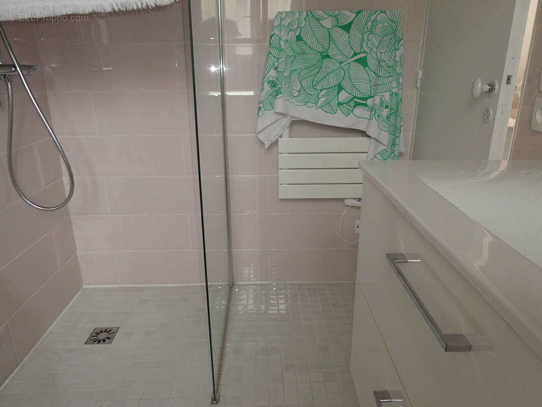 Maison à PONT-L&#039;EVEQUE