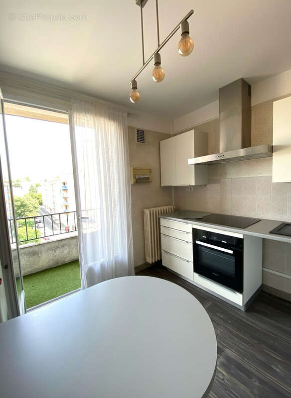 T3 de 80 m2 avec balcons et garage - Berges  de l'Allier - photo 2