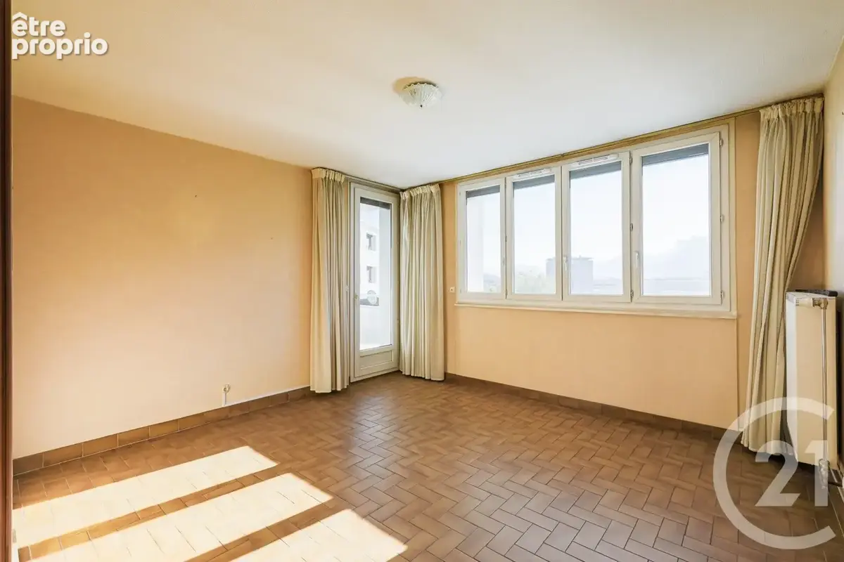 Appartement 5 pièces 76 m² à vendre à Grenoble (38100) - photo 1