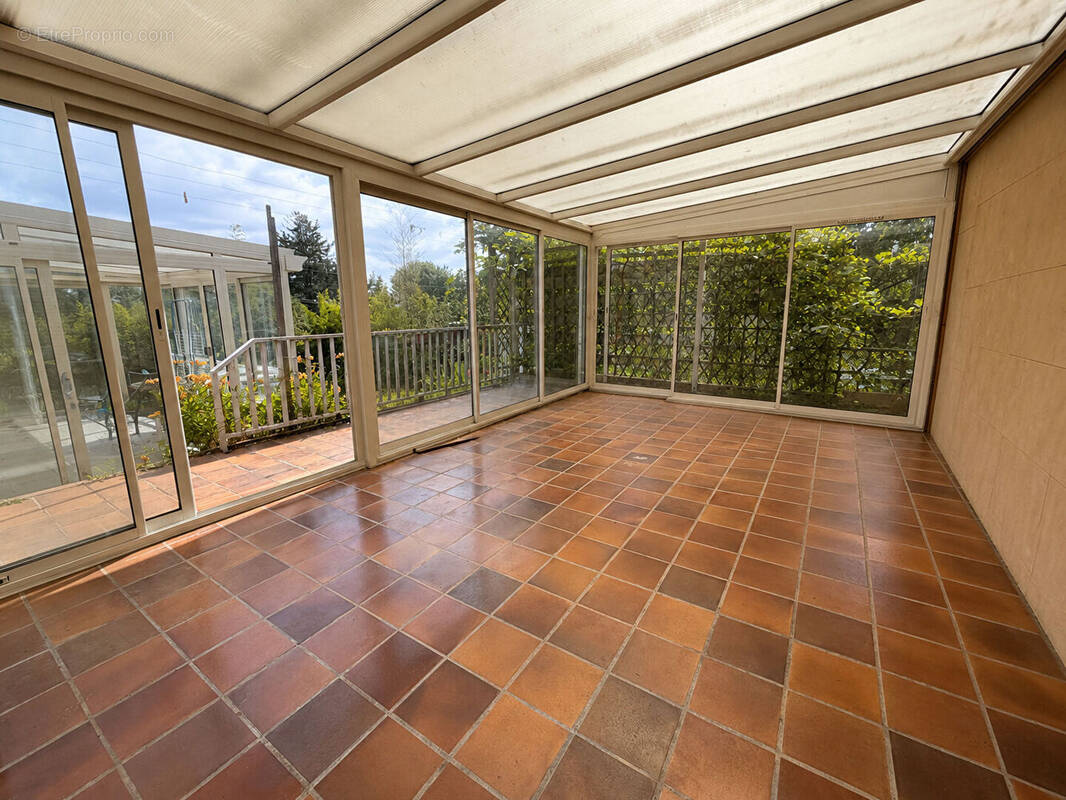 Maison à LINAS