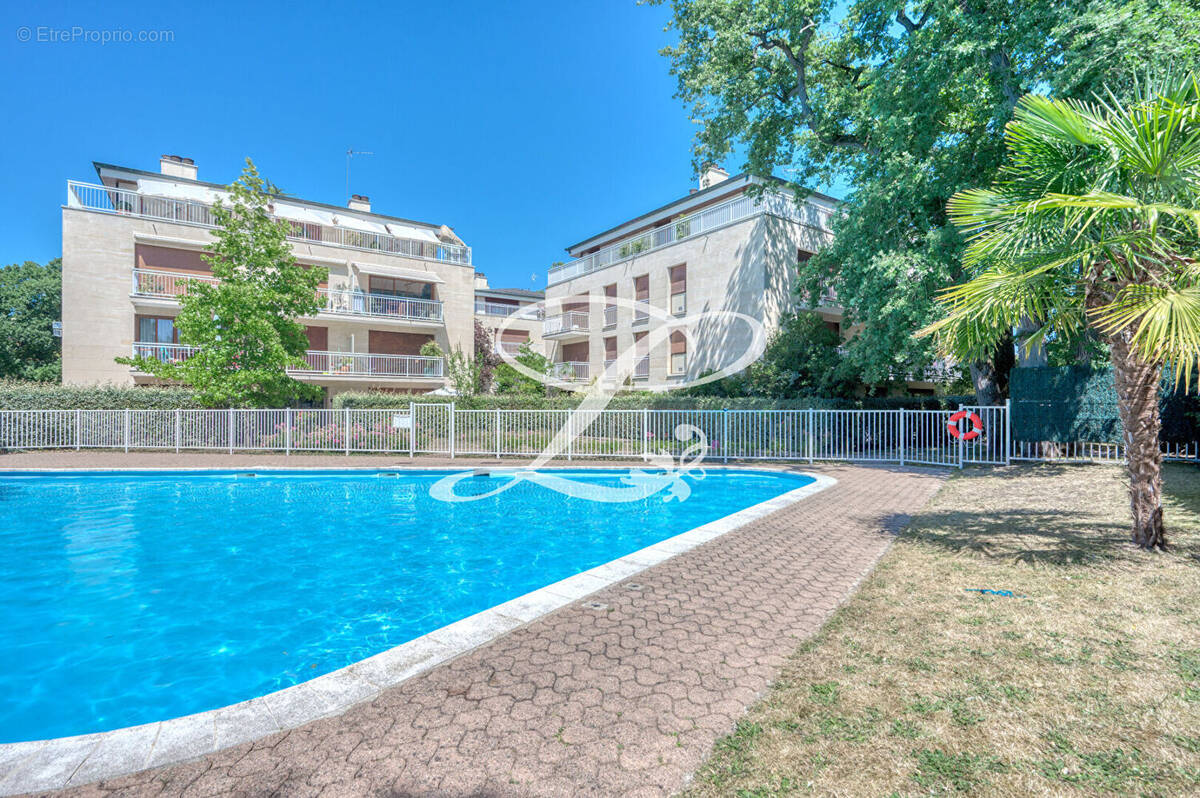 Appartement à MAISONS-LAFFITTE
