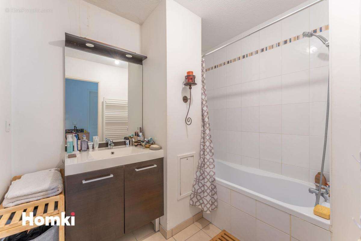 Appartement T2 de 53 m2 à Bruges 33520, Avenue Raymond Manaud - photo 7