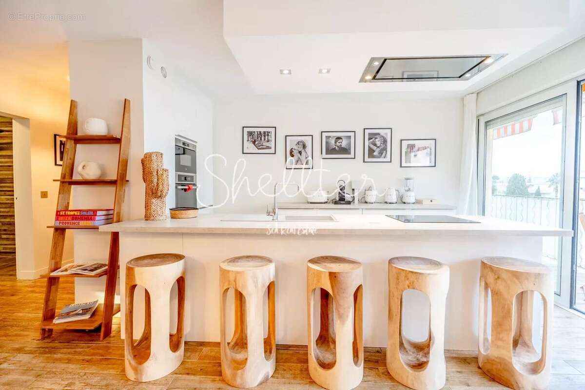 Appartement avec terrasse et parking à Saint-Tropez - photo 5