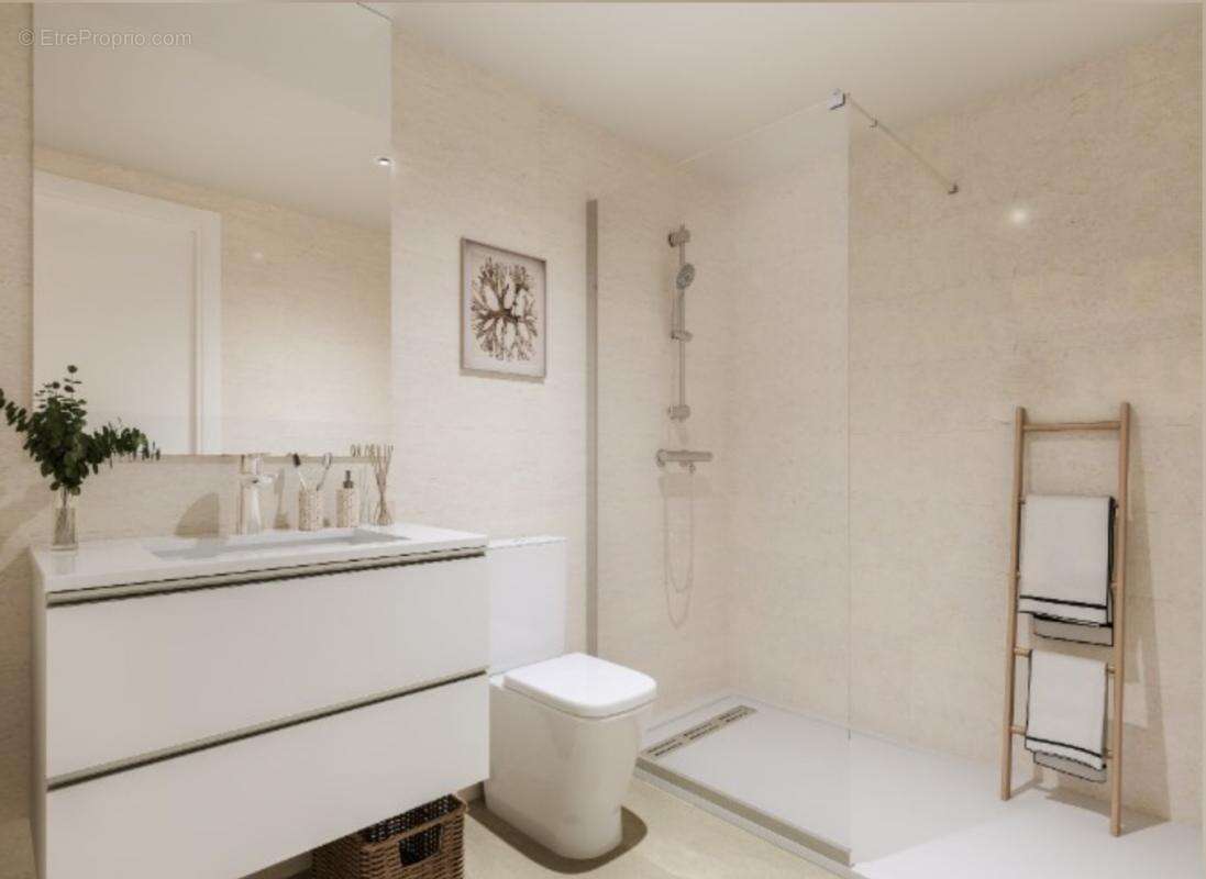 Appartement à COURBEVOIE