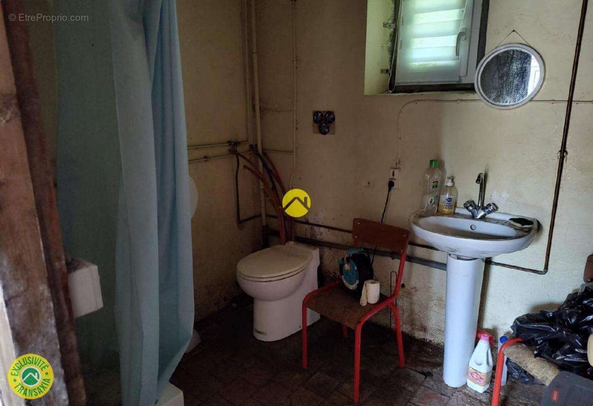 Maison à DUN-LE-PALESTEL