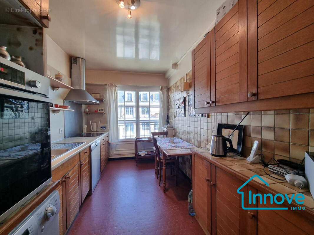 Appartement à VERSAILLES