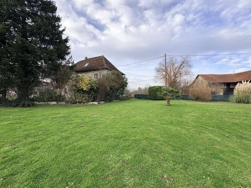 Maison à LES ABRETS