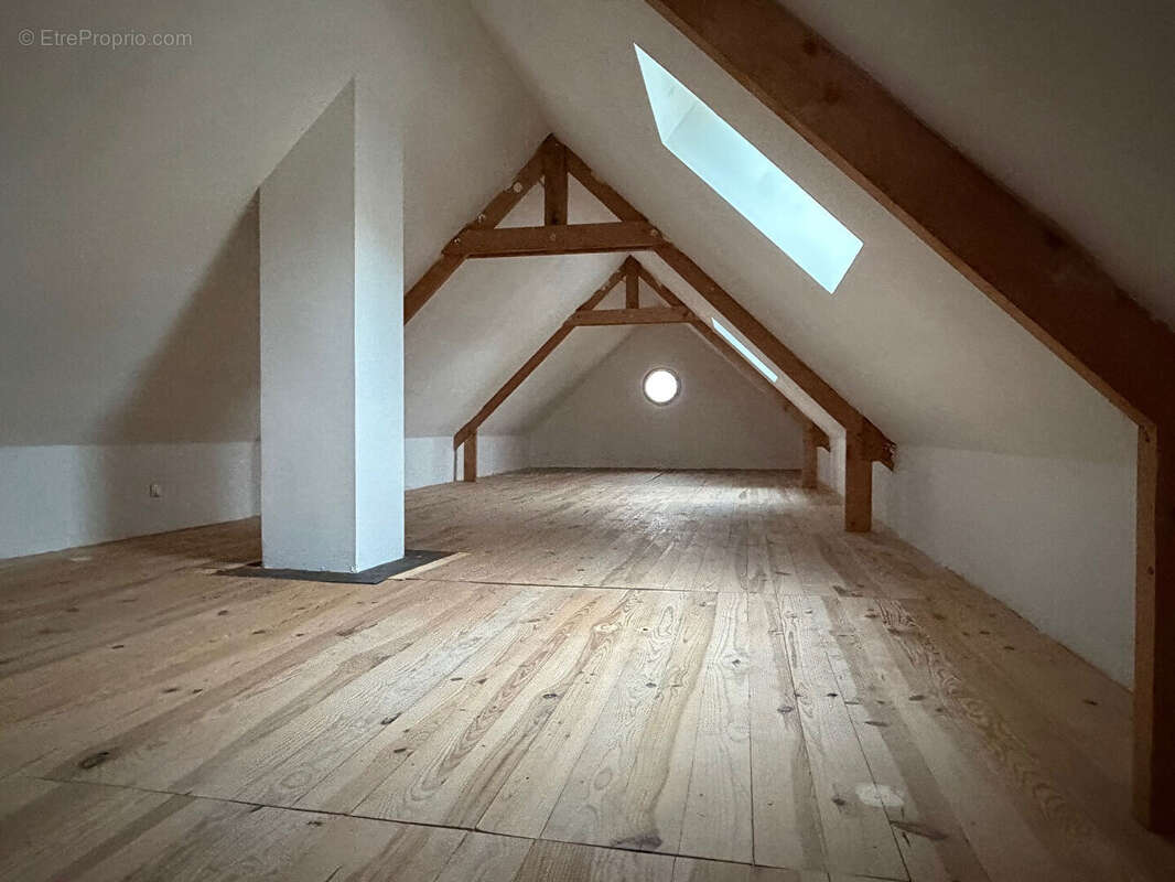 Maison à ORMES
