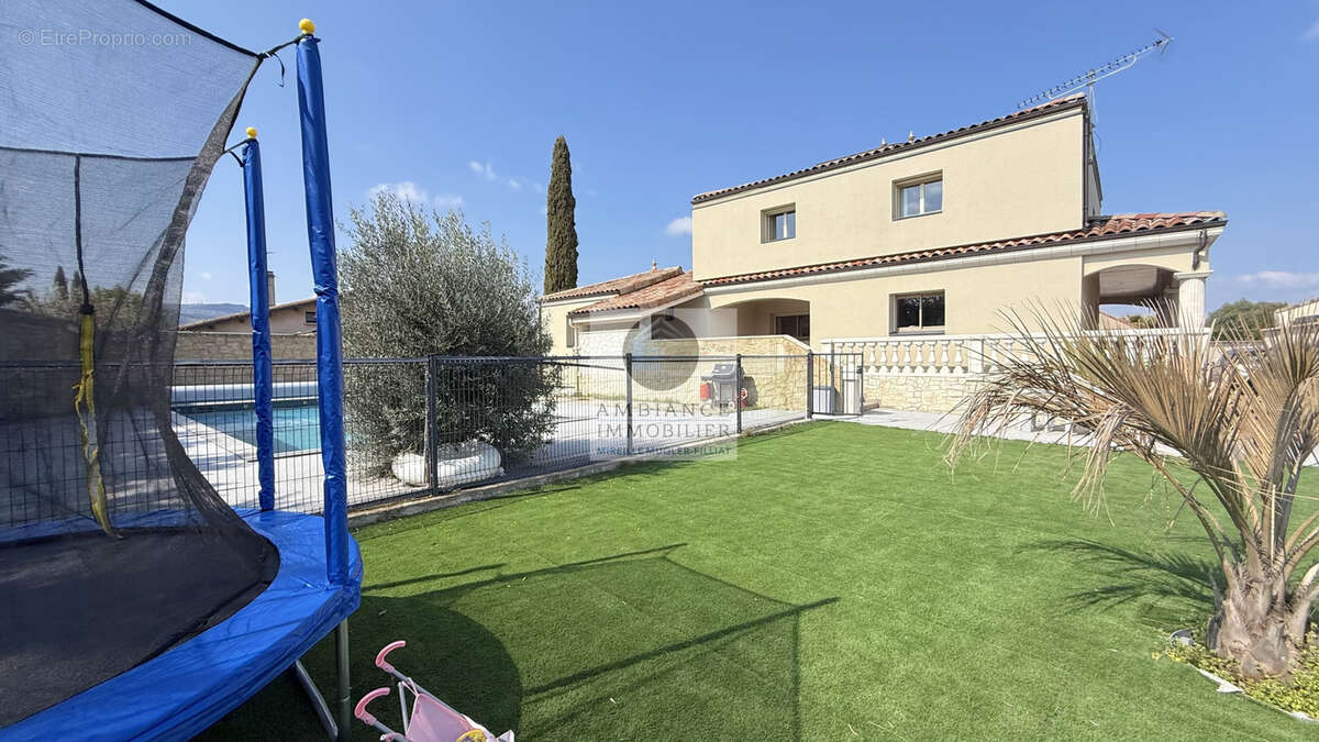 Maison à BOURG-LES-VALENCE