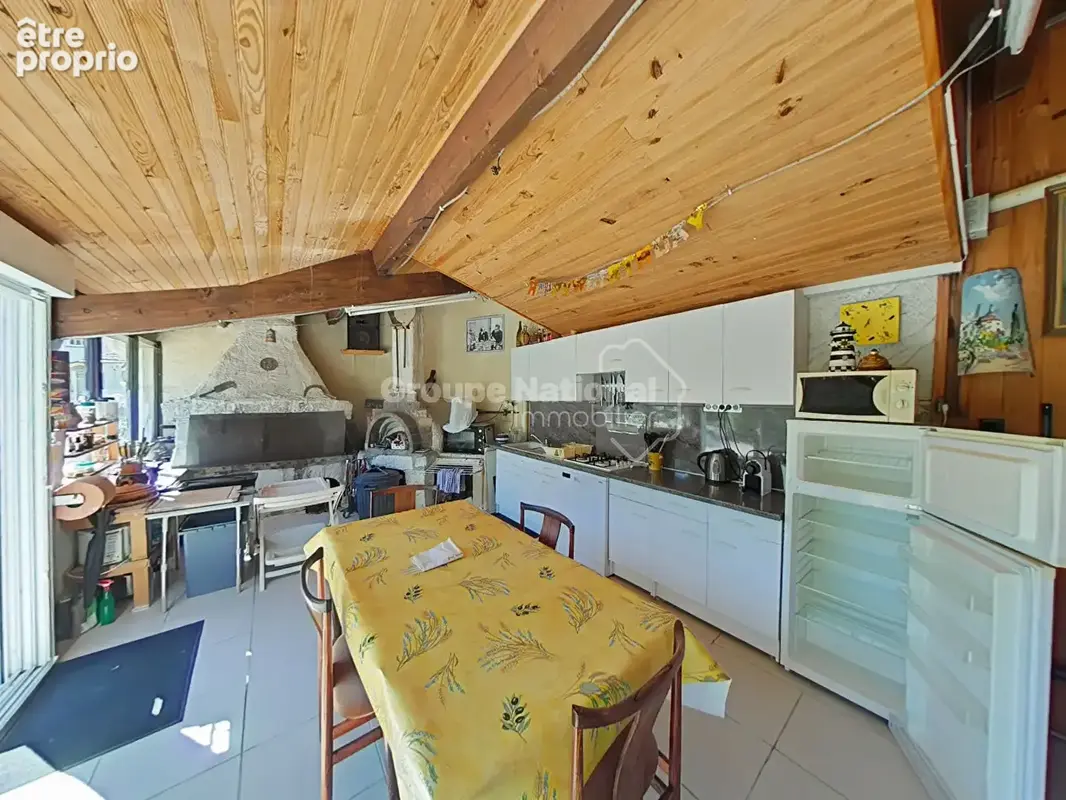 EXCLUSIVITÉ LADN-IMMO  THURÉ  146 m²  3 chambres  Terrain d'environ 3 900 m² - photo 11