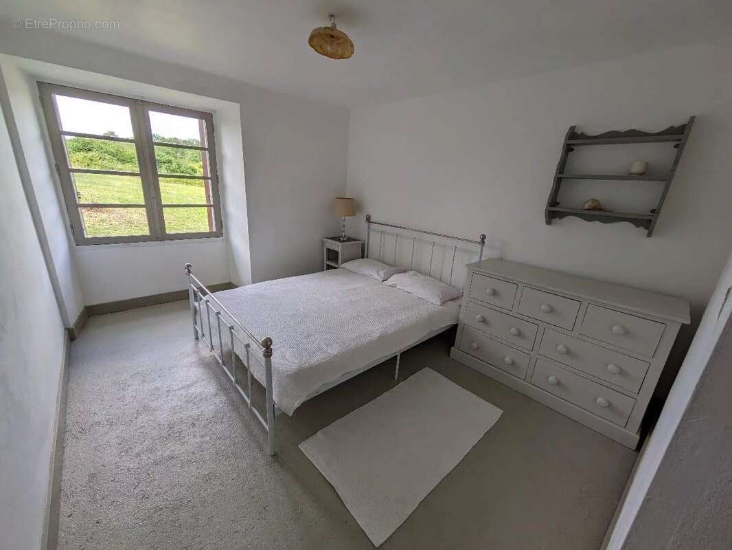 Maison à AUBETERRE-SUR-DRONNE