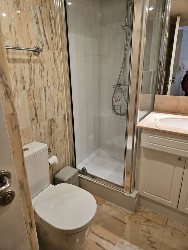 Appartement à VILLENEUVE-LOUBET