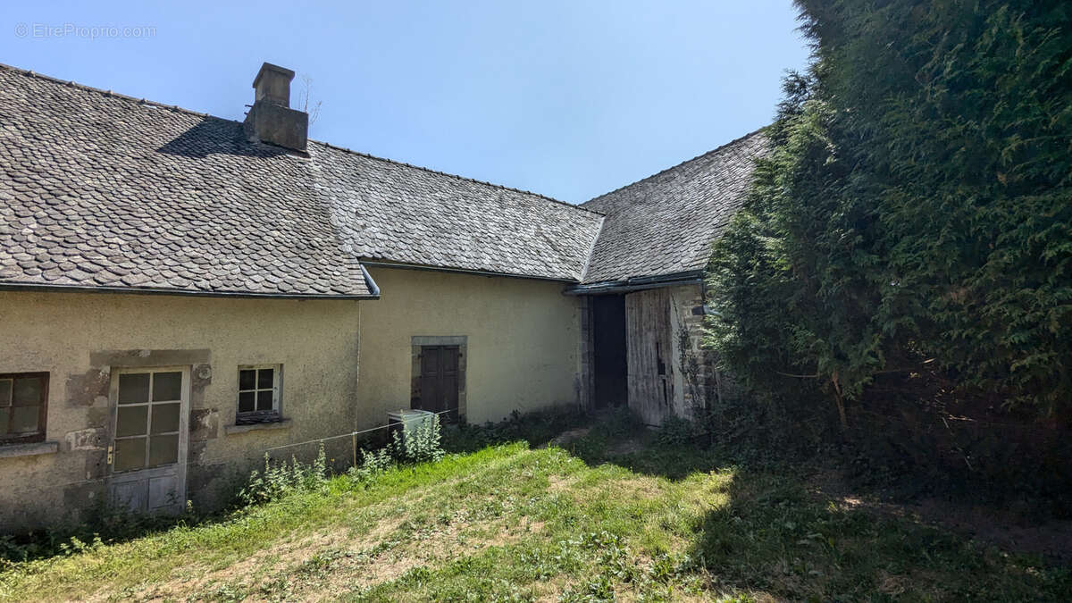 Maison à MENOIRE