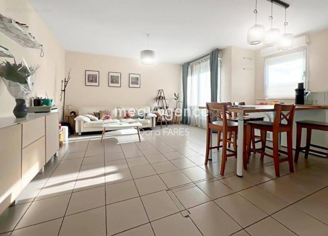 Appartement à MASSY