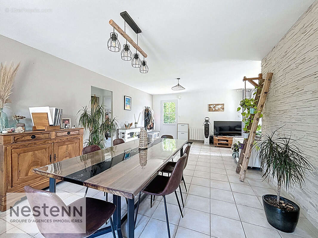 Maison à SAINT-GERVAIS