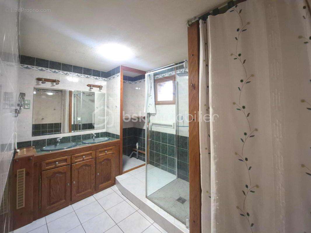 Maison à CHILLY-MAZARIN