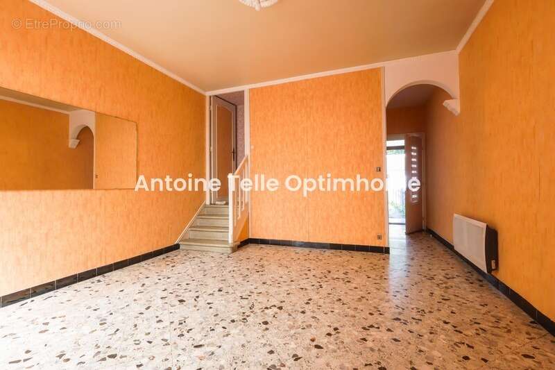Le Cateau 59360 - Maison à rafraichir avec garage & jardin clos - photo 5