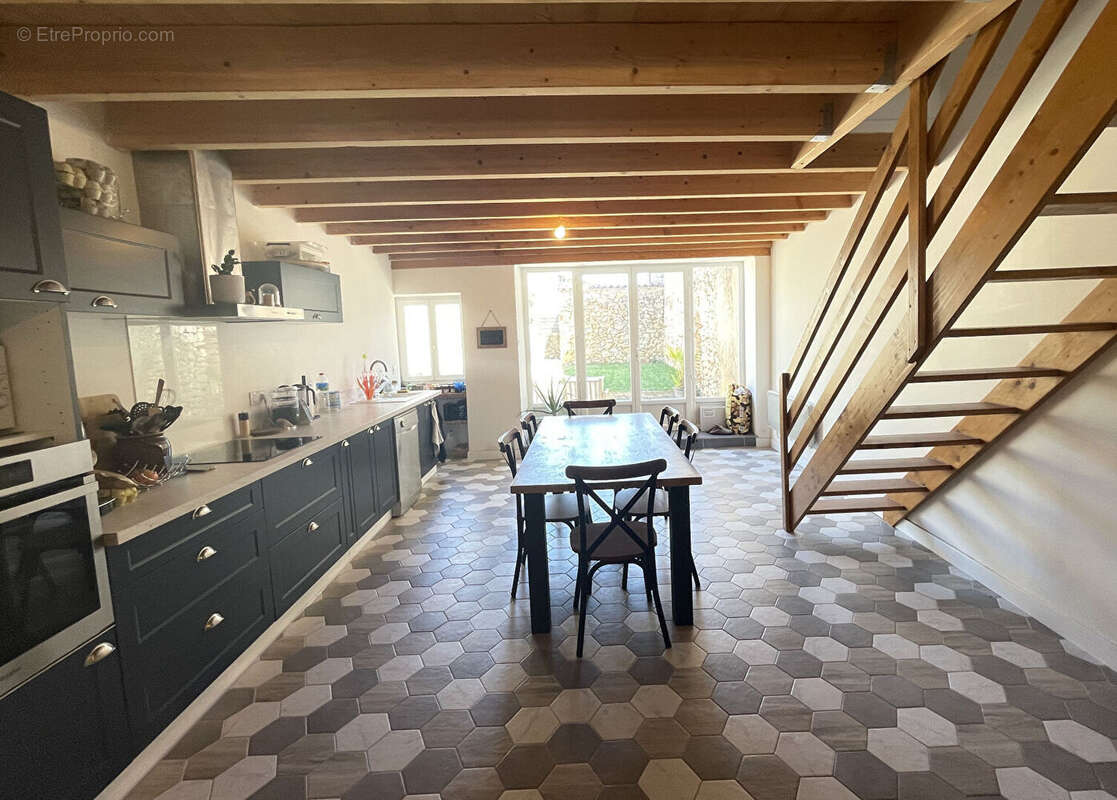 Maison en pierre de caractère + terrasse et jardinet - Penne-d'Agenais - photo 7