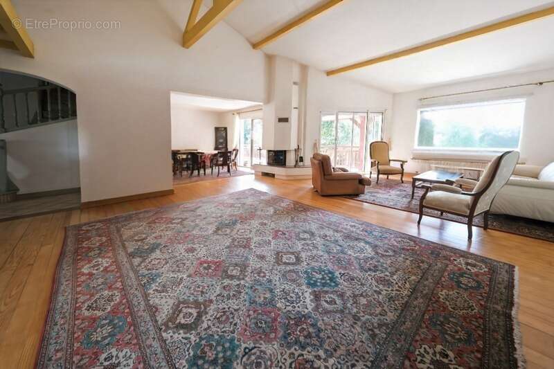 Maison à BASSUSSARRY