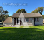 Maison à LE CELLIER