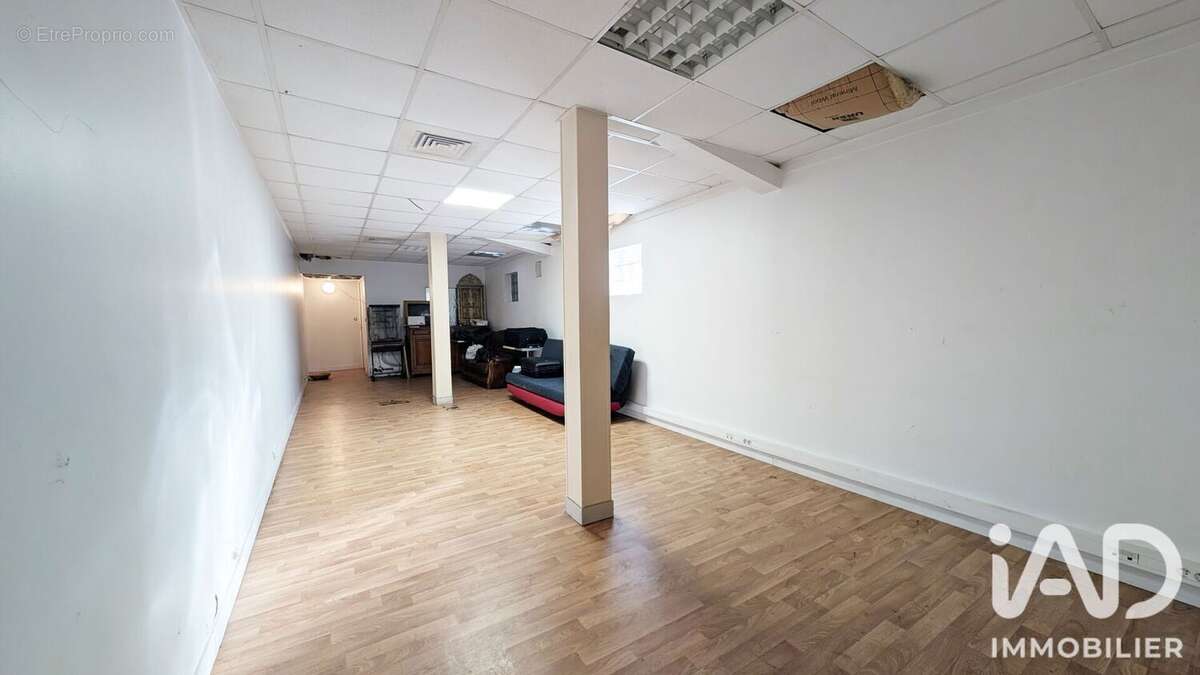 Appartement 274 m² à Clichy-Sous-Bois  - photo 3