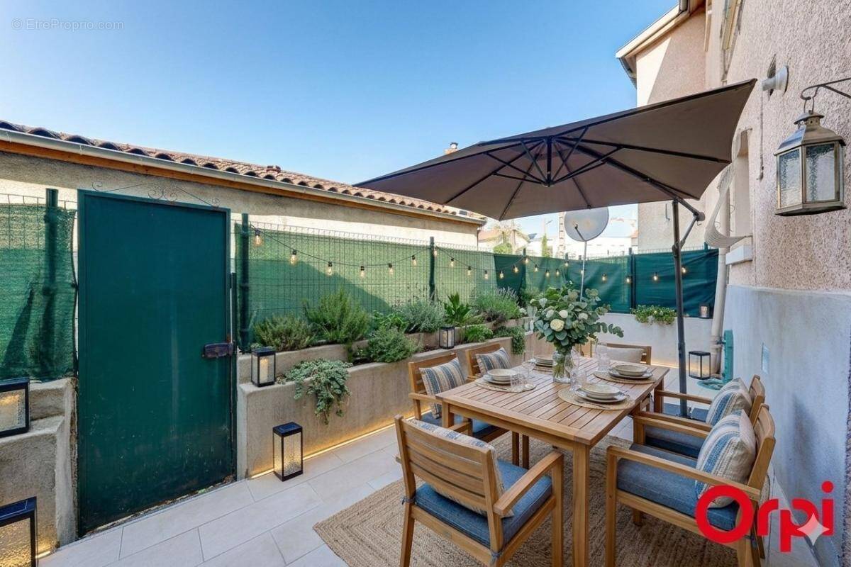 Appartement à CALUIRE-ET-CUIRE