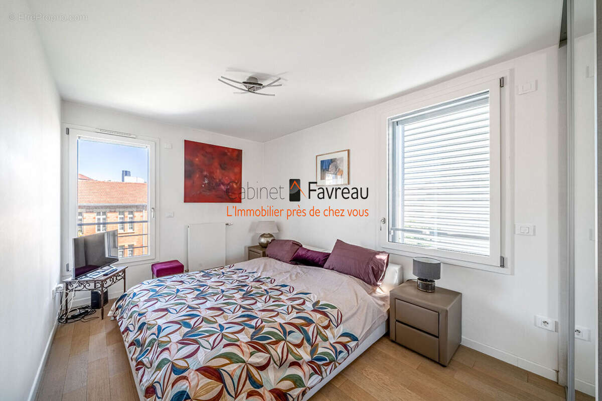 Appartement à PARIS-14E