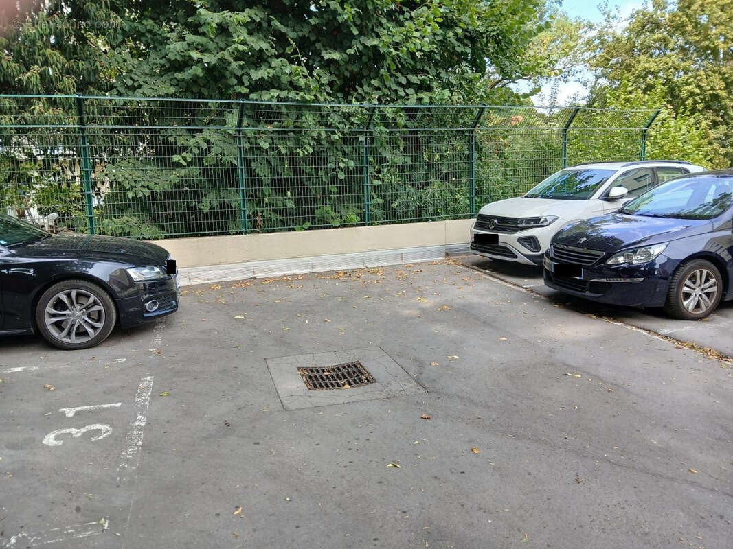 Laxou limite nancy / emplacement de stationnement - photo 3