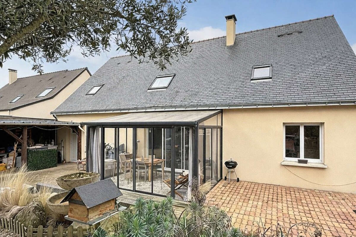 Maison à CHAMP-SUR-LAYON