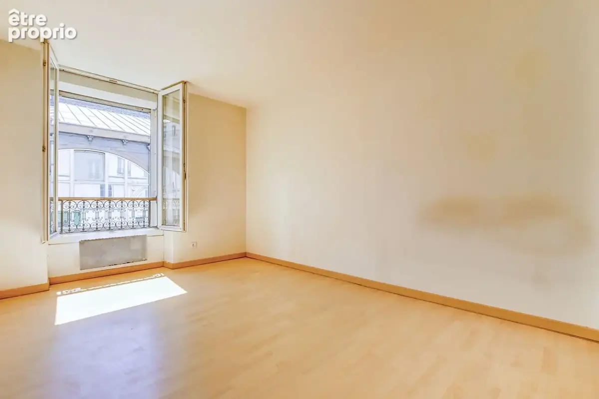 Appartement Paris 1 pièce(s) 29.05 m2 - photo 10