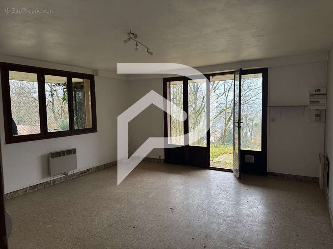 Maison à LA FERTE-ALAIS