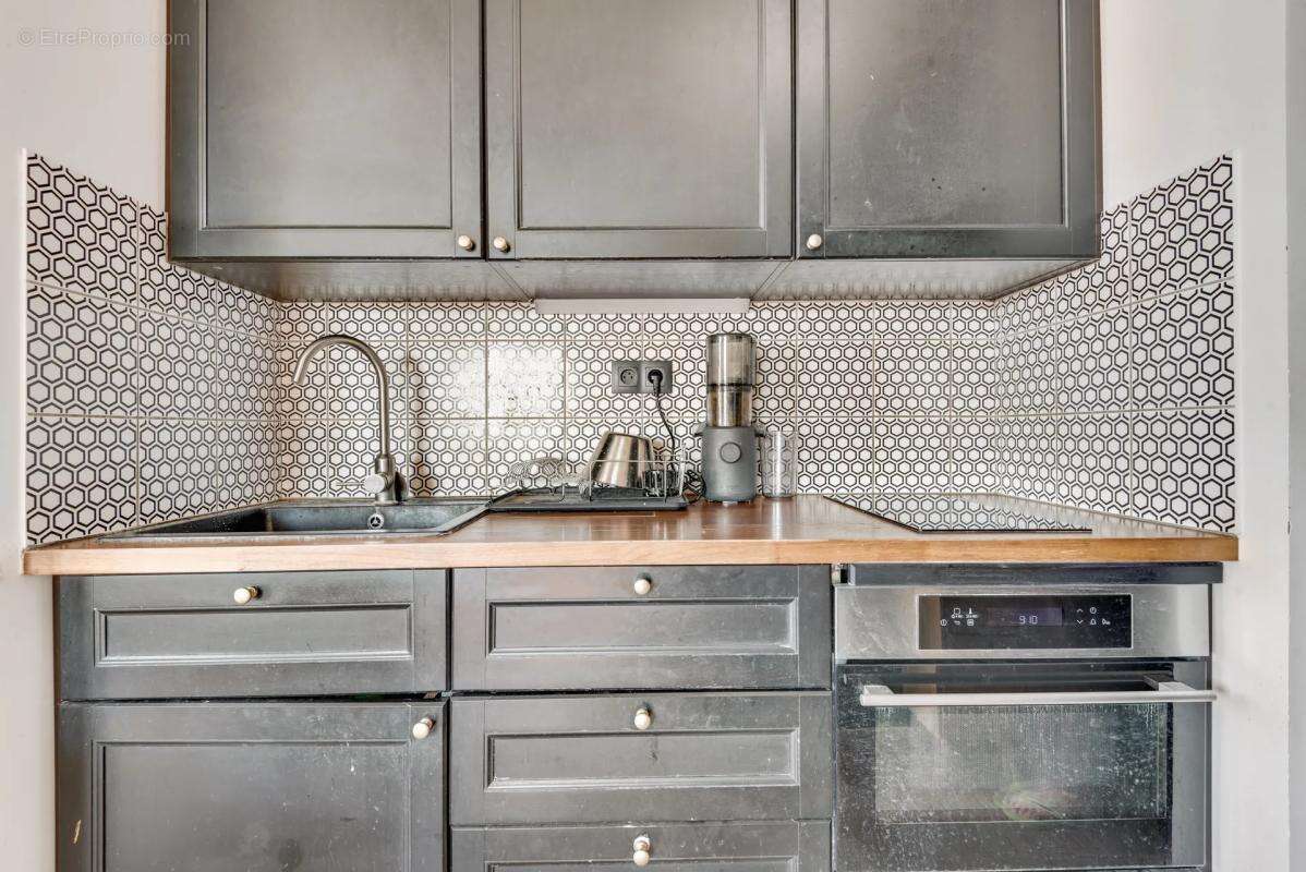 Appartement à PARIS-18E