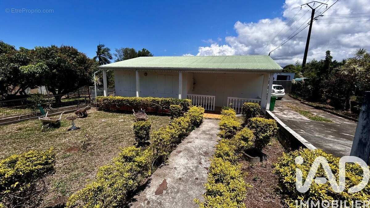 Photo 2 - Maison à LE TAMPON