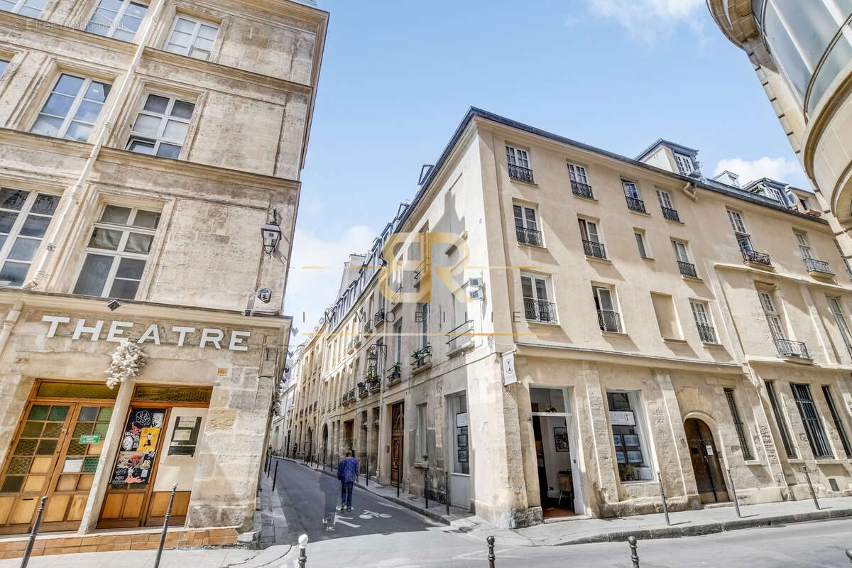 Appartement à PARIS-4E