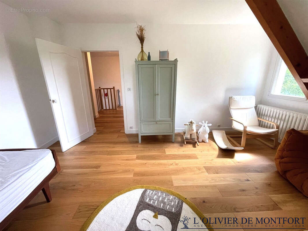 Maison à MONTFORT-L&#039;AMAURY