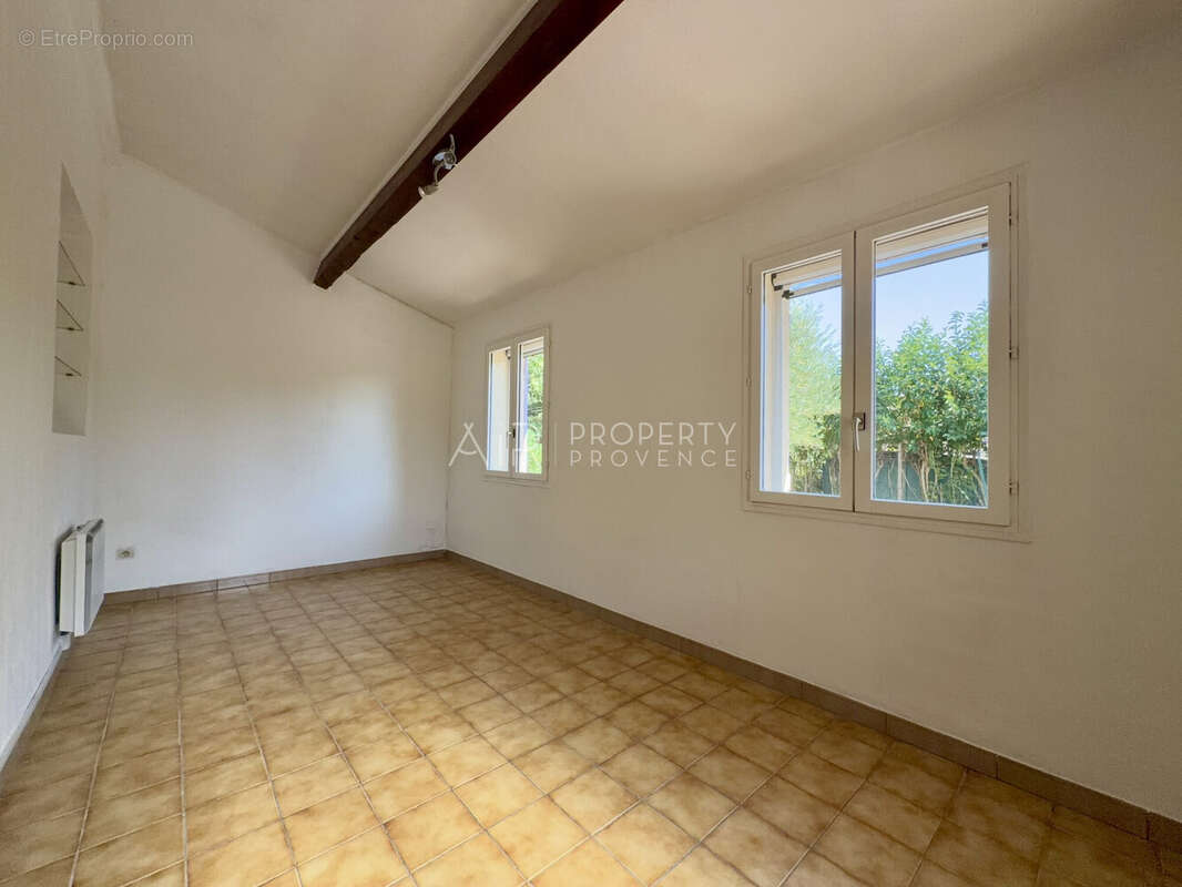 Maison 70 m² à Merindol  - photo 5