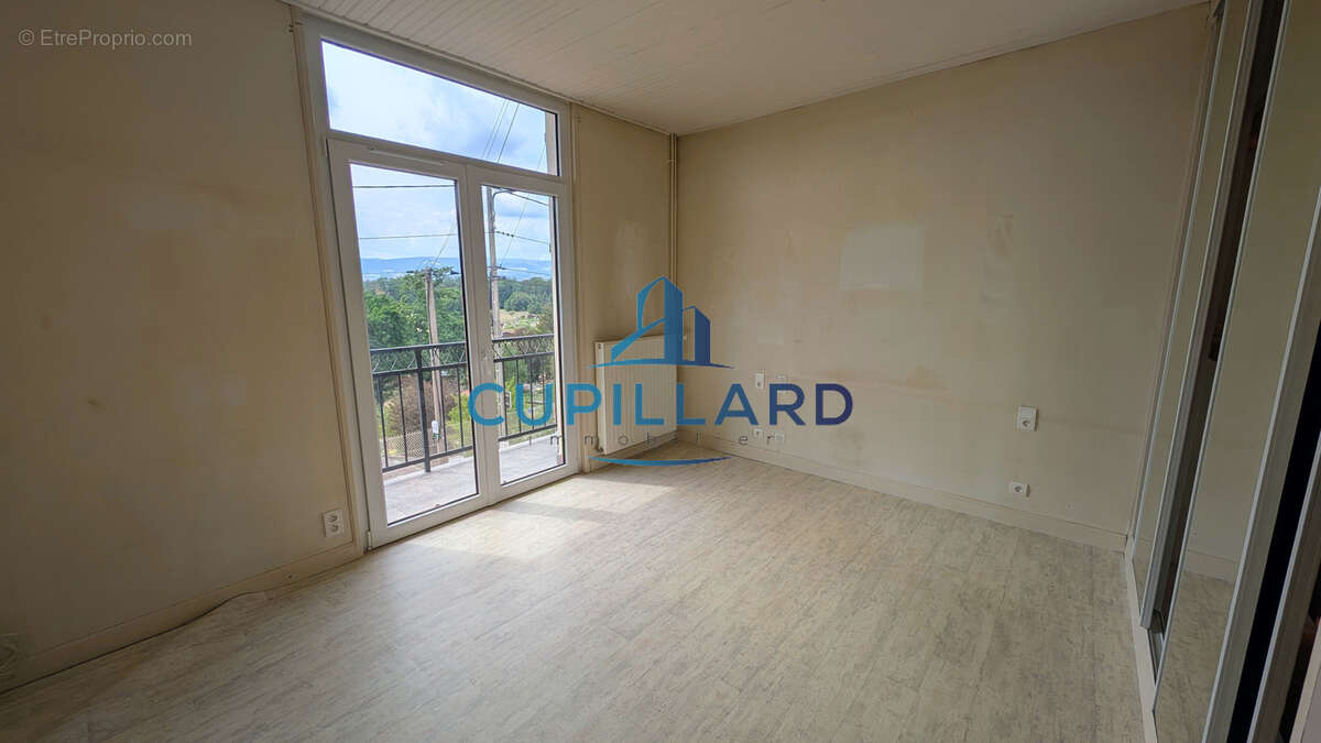 Appartement avec jardin, terrasse et garage, très jolie vue - photo 15
