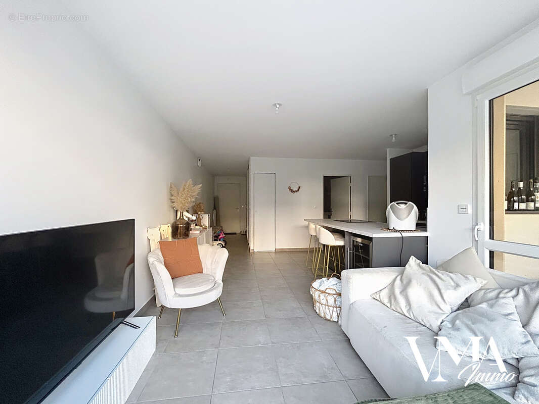 Appartement à JASSANS-RIOTTIER