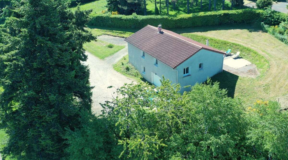 Maison à VIOLAY
