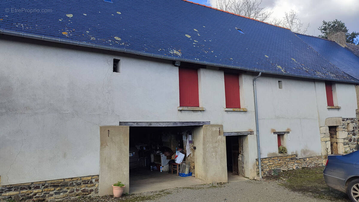 Maison à SAINT-DOMINEUC