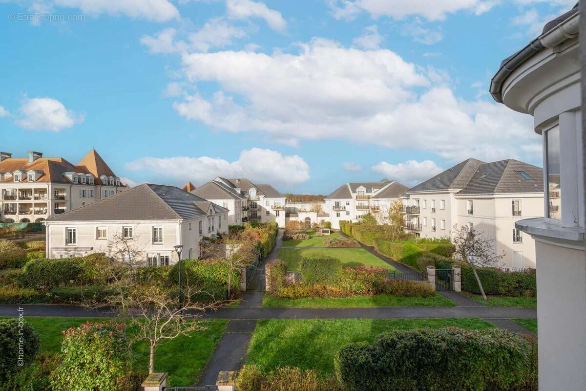 Appartement à MAGNY-LE-HONGRE