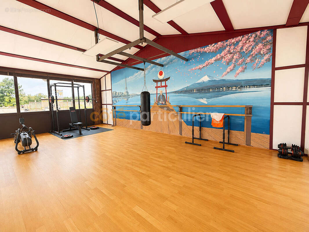 Maison de 158m²  au centre de La Grière - photo 10