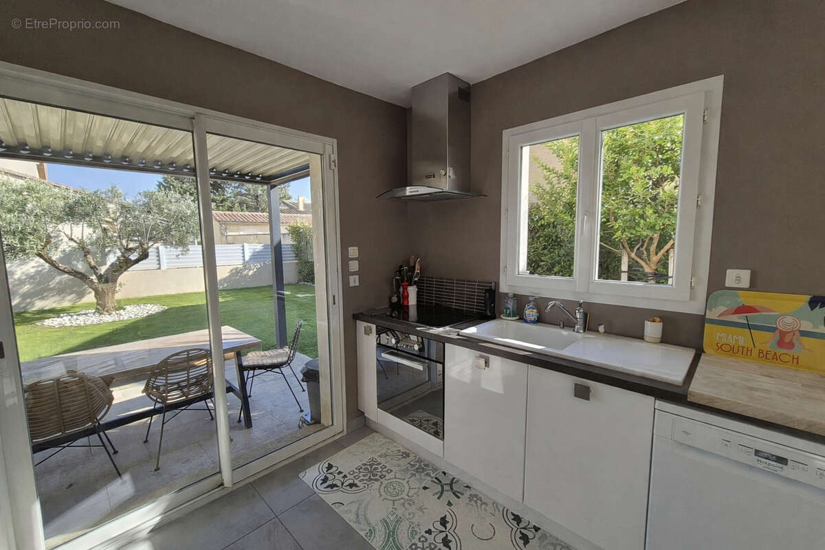 Maison à JONQUERETTES